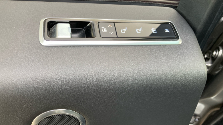 Land Rover Range Rover 3.0 SDV6 Vogue 4dr Auto Diesel Estate